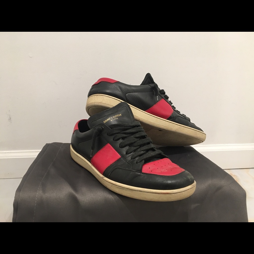 Saint Laurent SL / 10